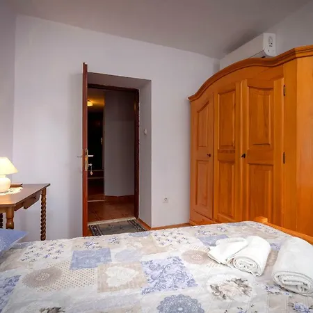 Spacious 3 Bedroom Ap. - Quiet Center! Stari Grad (Hvar)