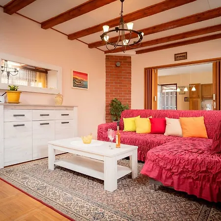 Apartment Spacious 3 Bedroom Ap. - Quiet Center! Stari Grad (Hvar)